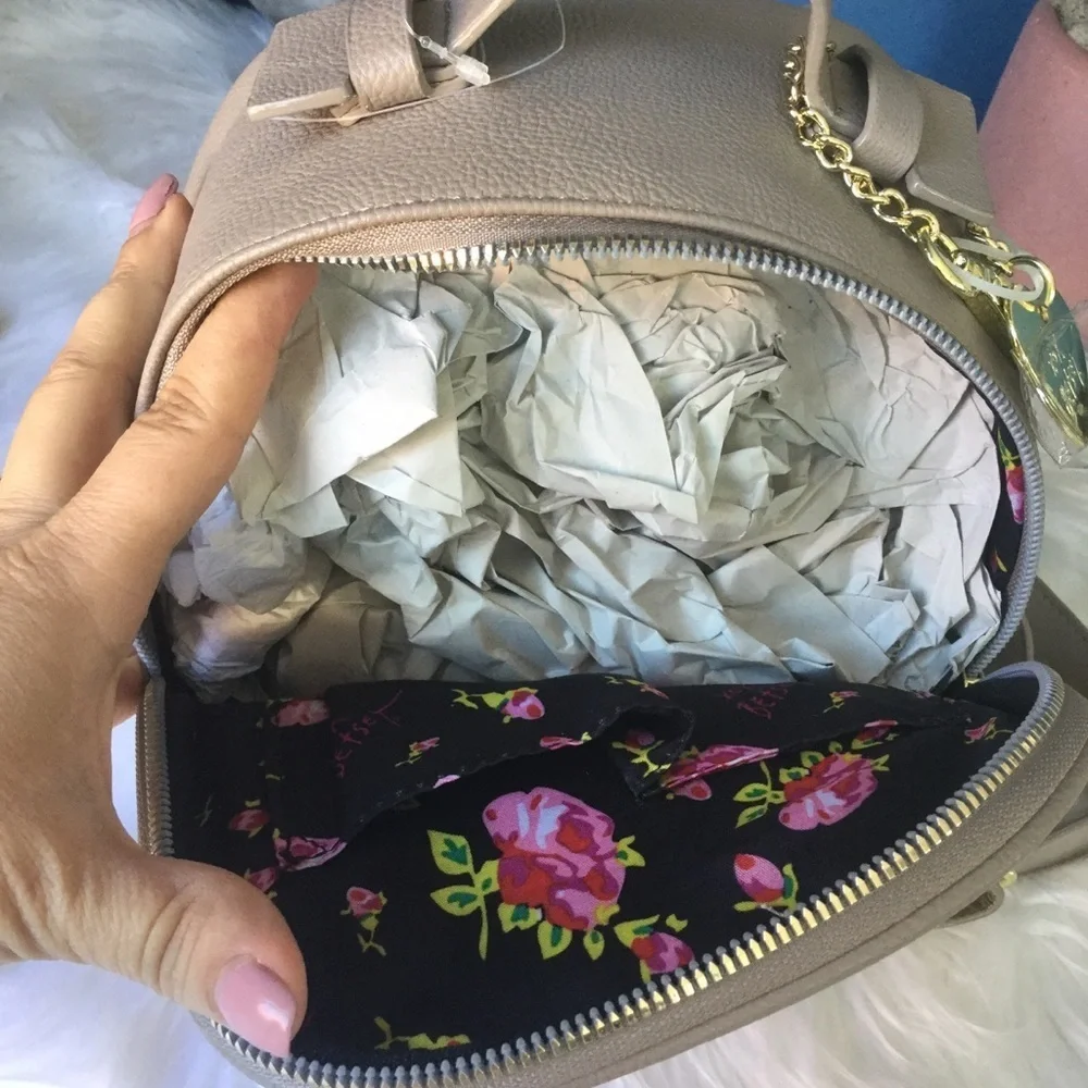 Betsy Johnson Heart & Bow Toupee Mini Backpack NOWT